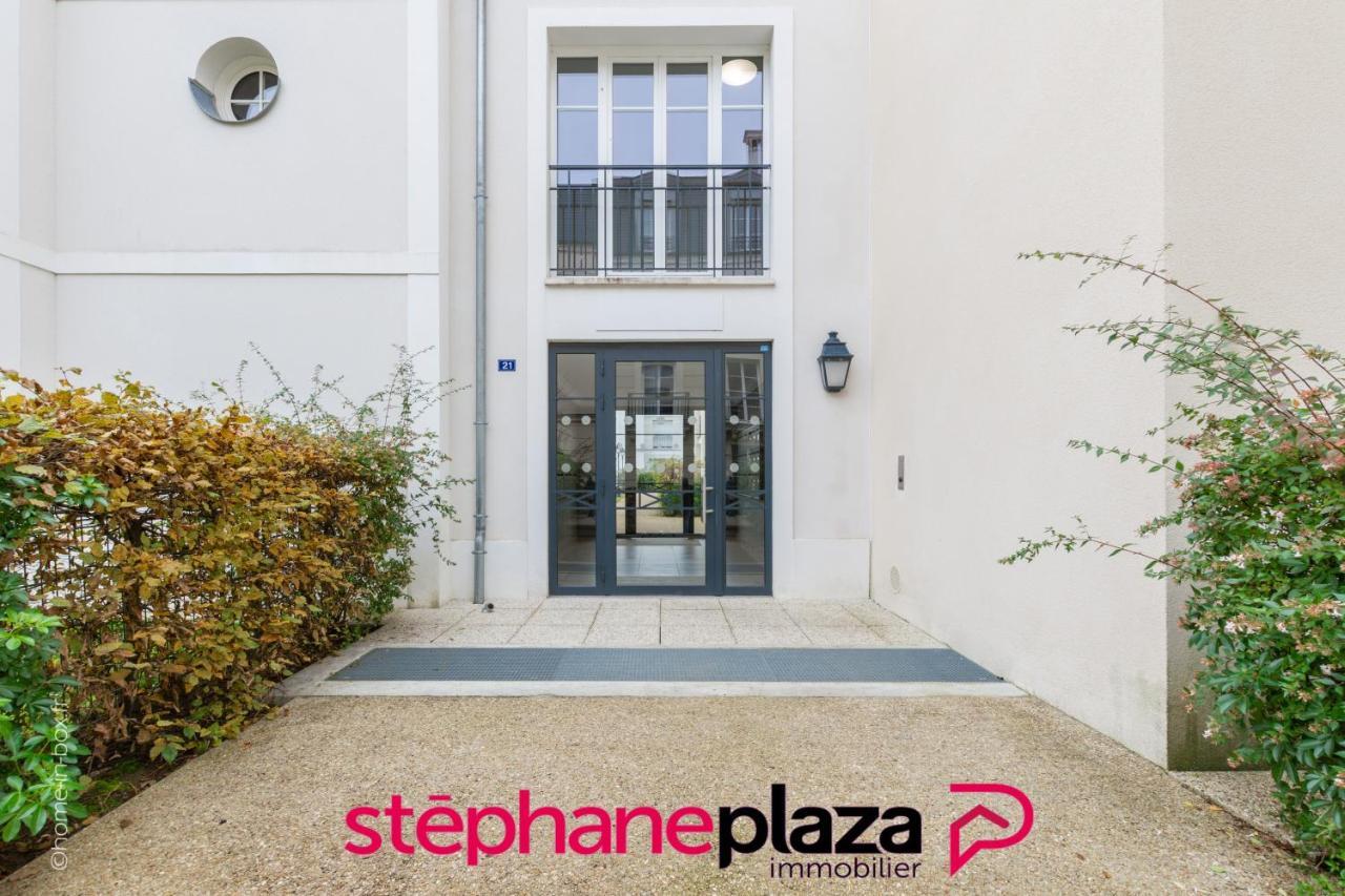 Apartamento Plaza Scandinaves 05 *